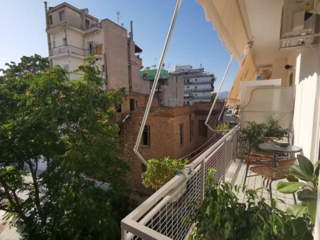 Apartamento Athenshub - Across Metro Station Exterior foto